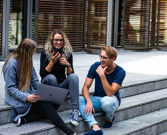 英语和法语双语环境