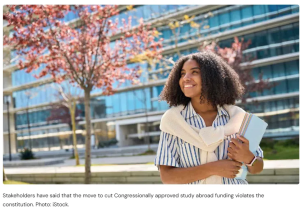 突发！美政府取消「22项」国际交流计划，1亿美元资...